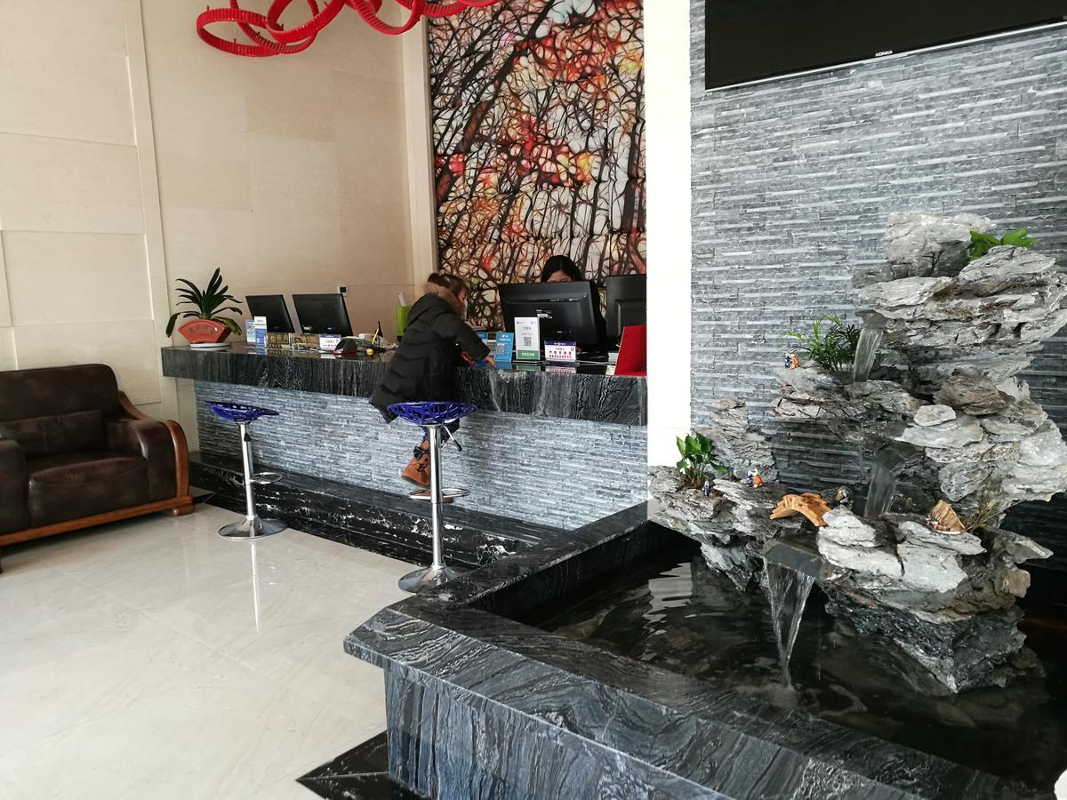 Interpersonal Boutique Hotel Zhangjiajie Esterno foto